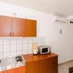 Nikol * Trpanj