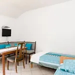 Nikol * Trpanj